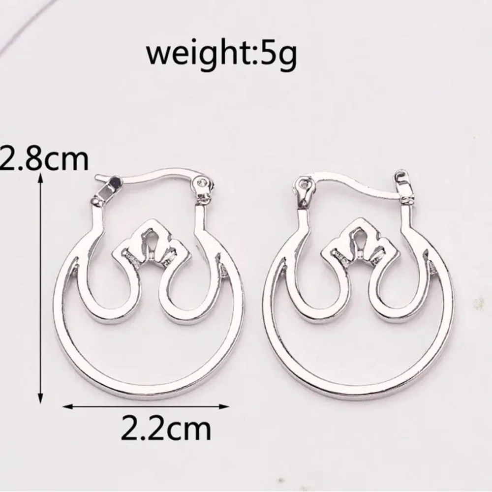 ⭐️NEW⭐️ 18K White Gold (Rhodium) Star Wars Rebel Alliance Insignia Hoop - Picture 4 of 5